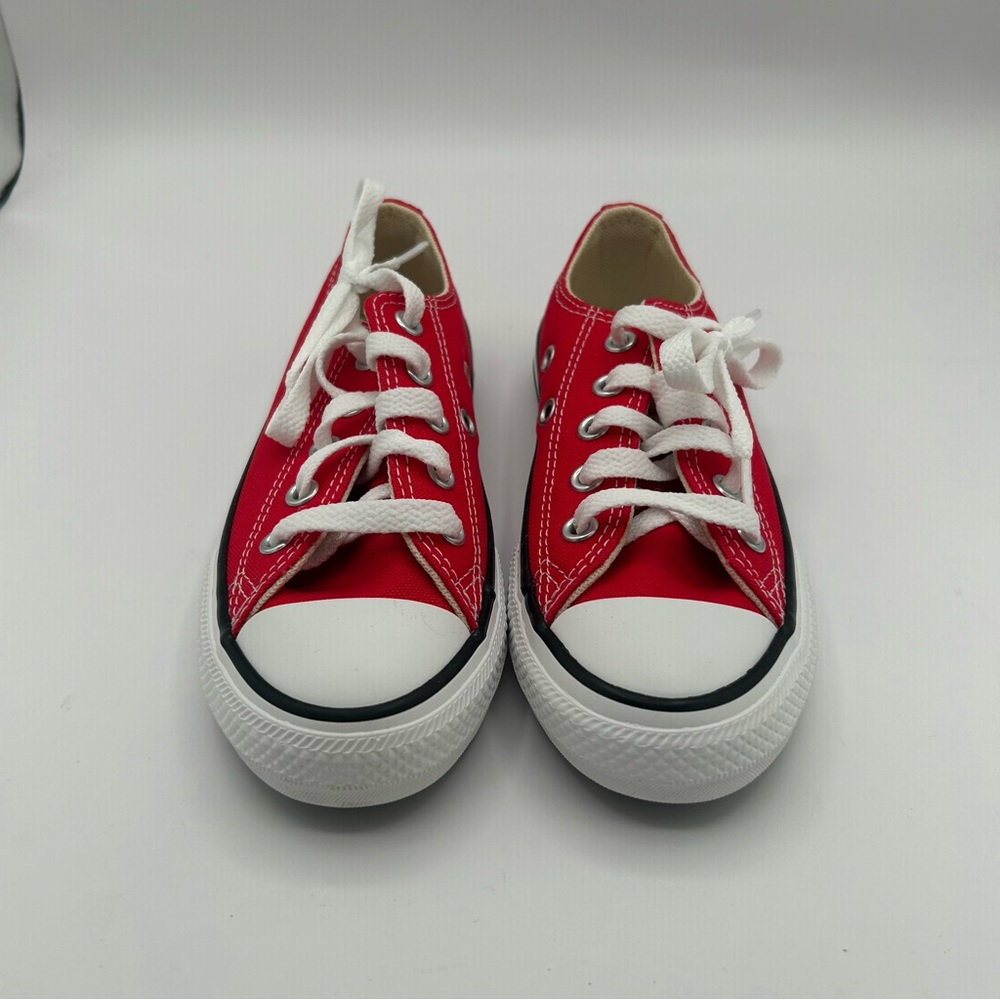 New converse all star low top sneakers youth 11.5 red